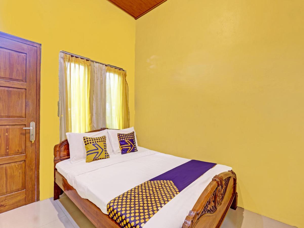 Spot On 91337 Pandu Homestay Klaten Wonogiri Buitenkant foto